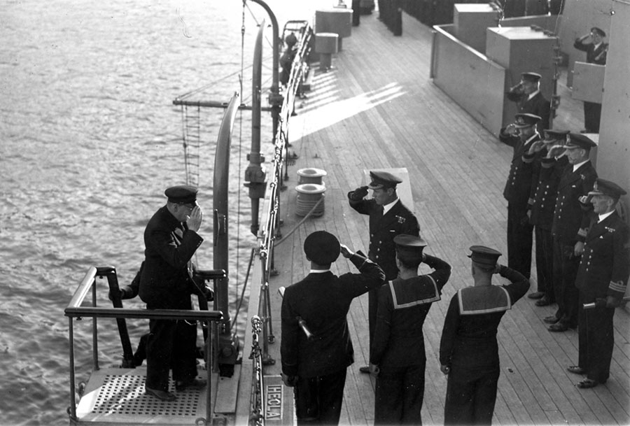 Churchill boardinng HMS Hecla