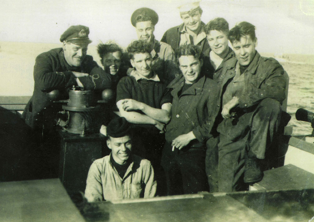 Crew of LCT703 on 5 June 1944