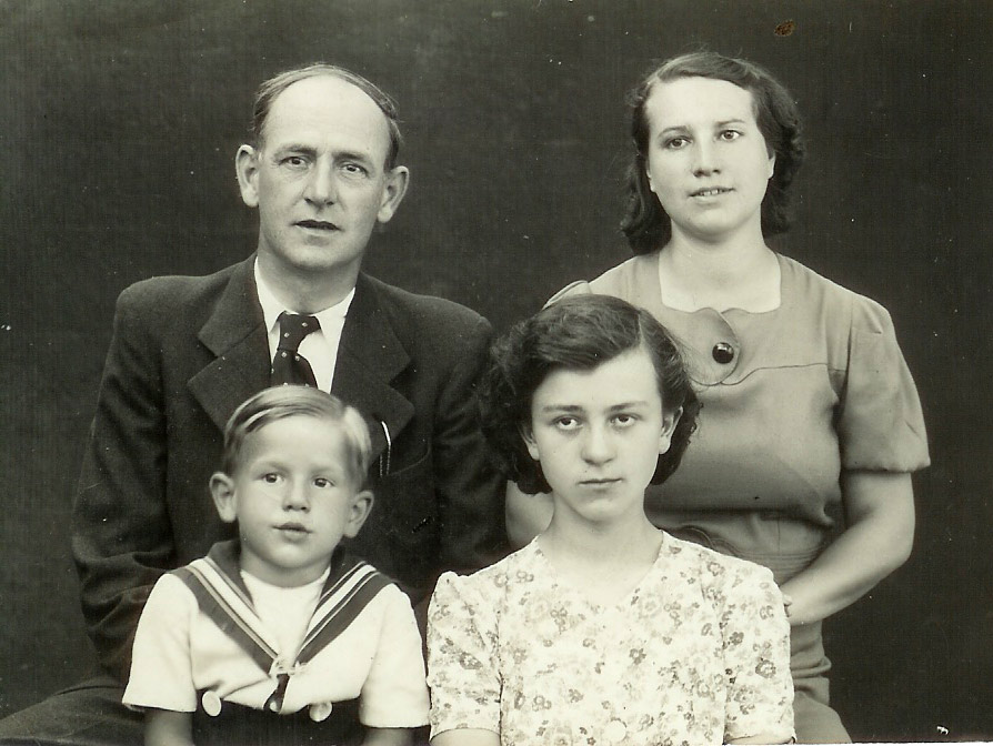 The Ratcliffe family in Calais before the war