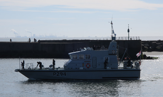 HMS Trumpeter enters harbour